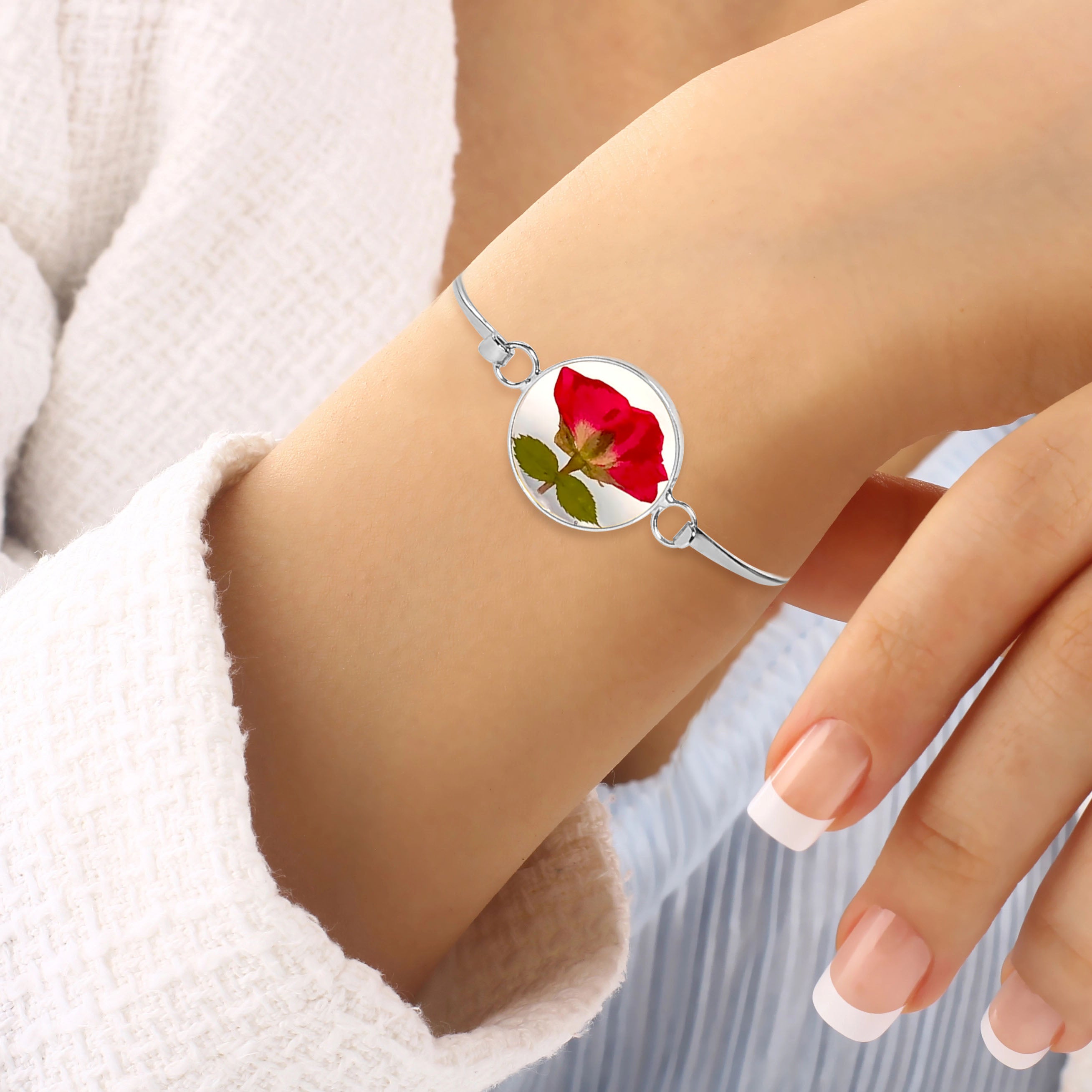 FLO's Graceful Rose Bangle Bracelet