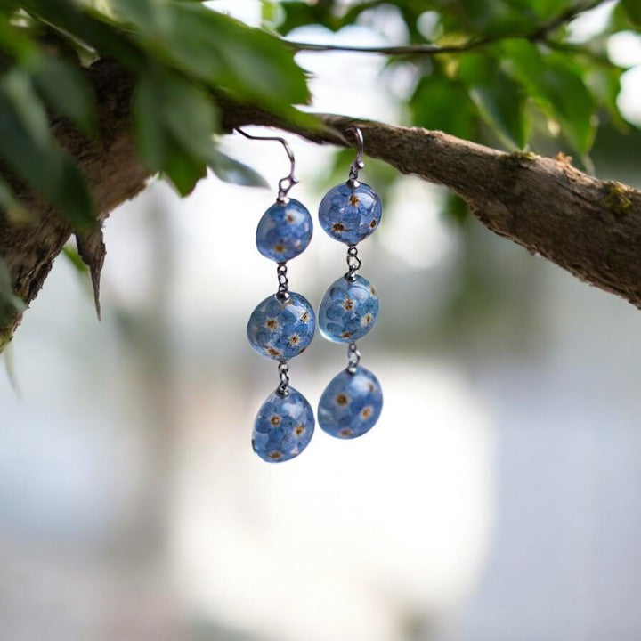FLO's Forget Me Not Real Dried Flower Necklace Set