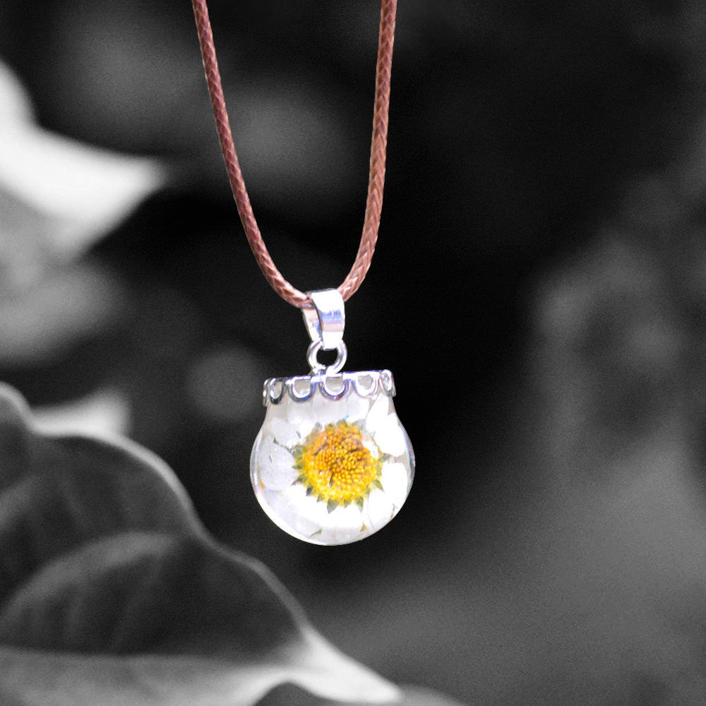 FLO's Hushed Whites Real Dried Flower Necklace