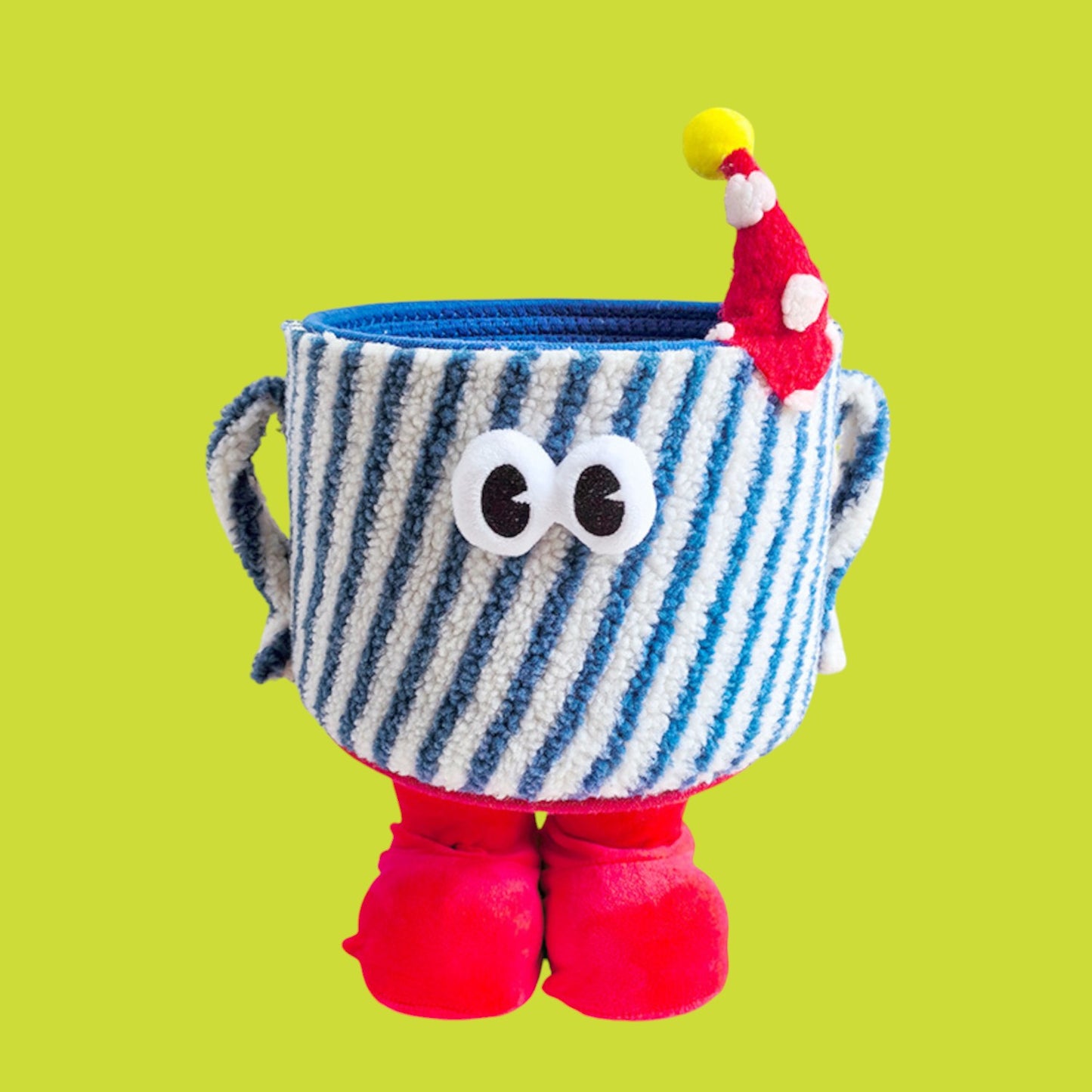 Peek-a-Boo Footed Crochet Basket