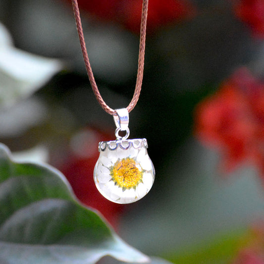 FLO's Hushed Whites Real Dried Flower Necklace