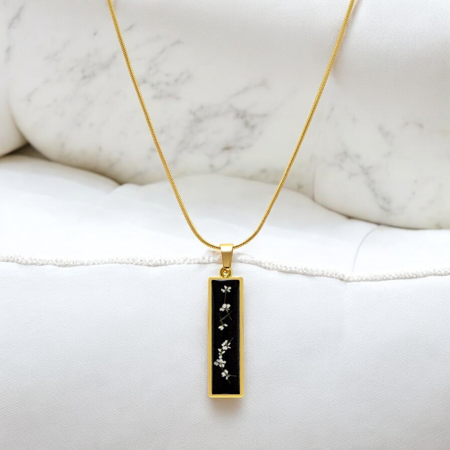 FLO's Nyx Unisex Necklace