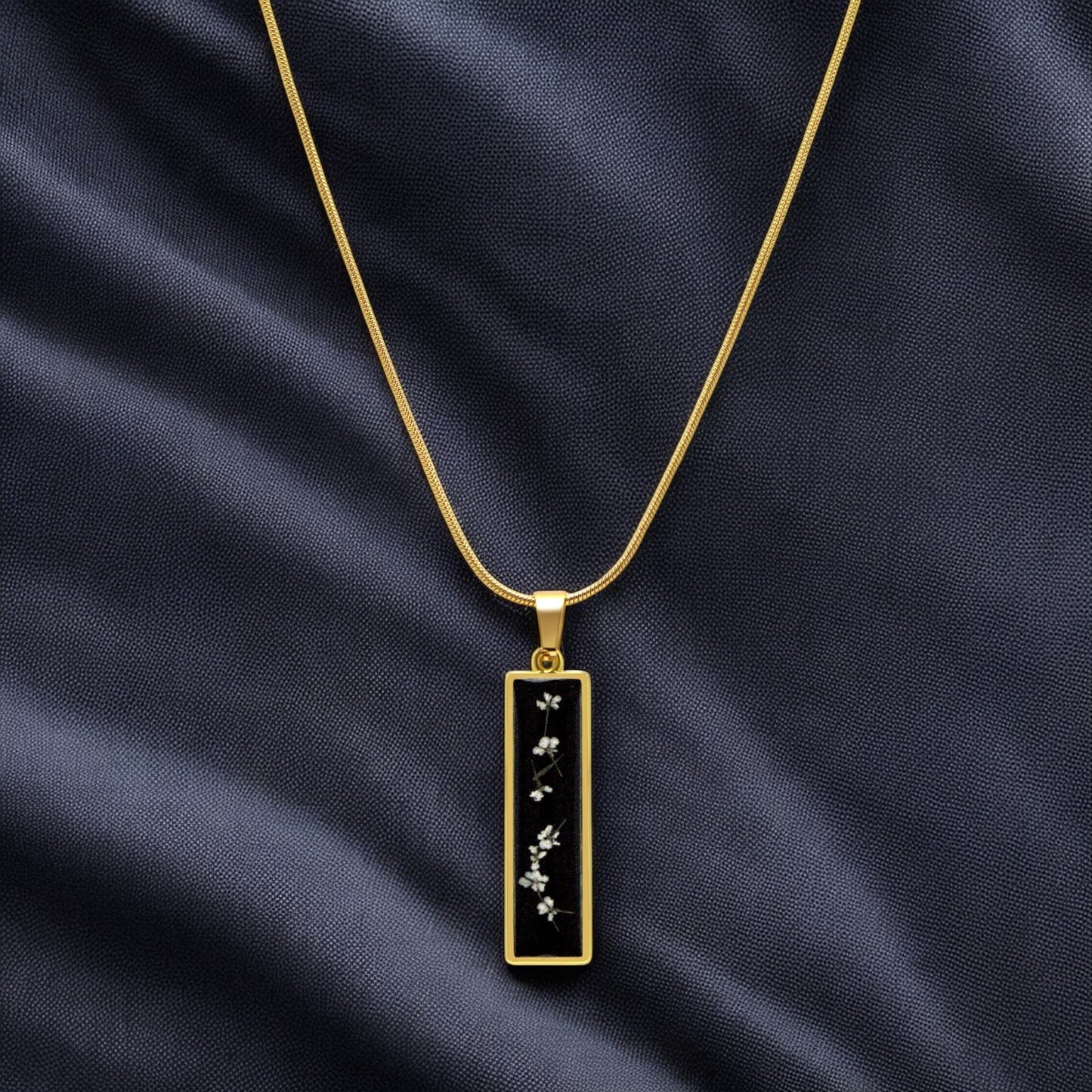 FLO's Nyx Unisex Necklace