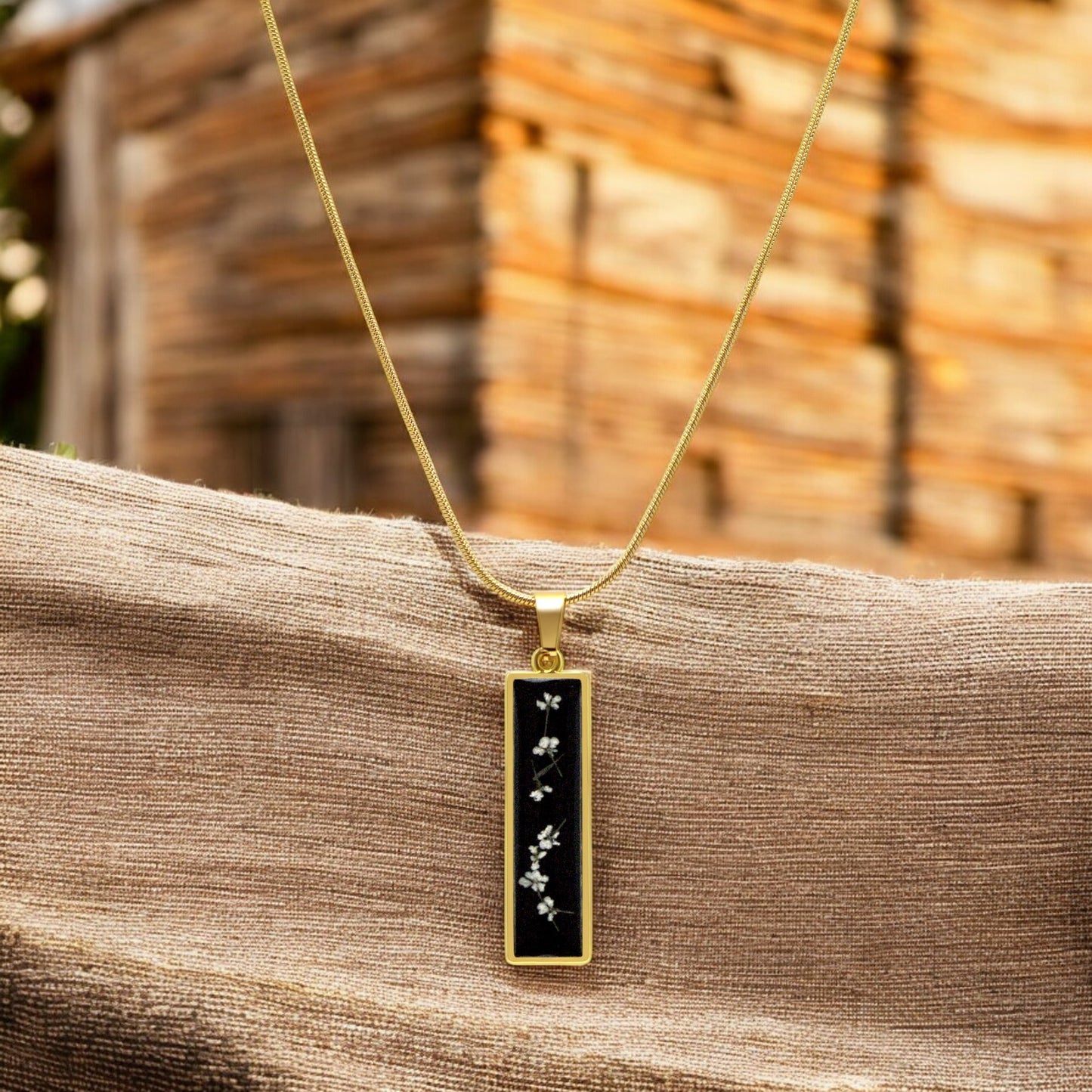 FLO's Nyx Unisex Necklace