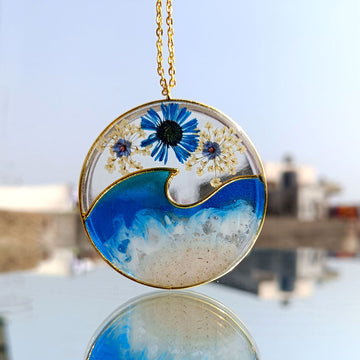 FLO's Ocean Crest Real Dried Flower Necklace