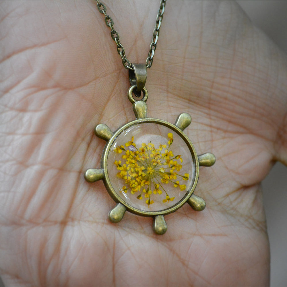 FLO's Saffron Stars Real Dried Flower Necklace