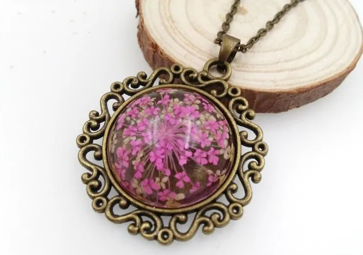 FLO's Vintage Women's Rounded Bronze Pendant Necklace with Natural Dried Flower